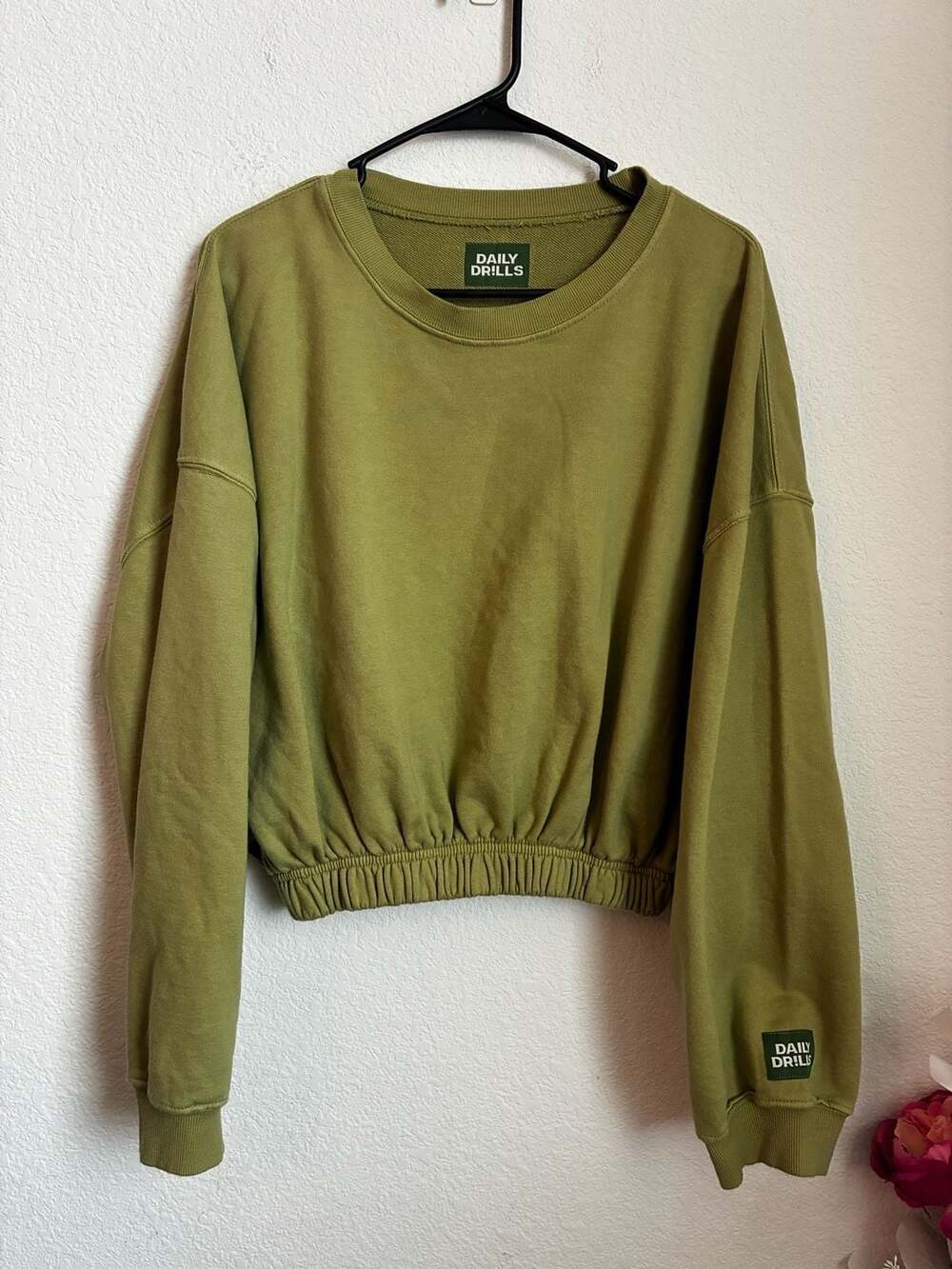 Daily Drills Matcha Green Cropped Sweatshirt Size M/L